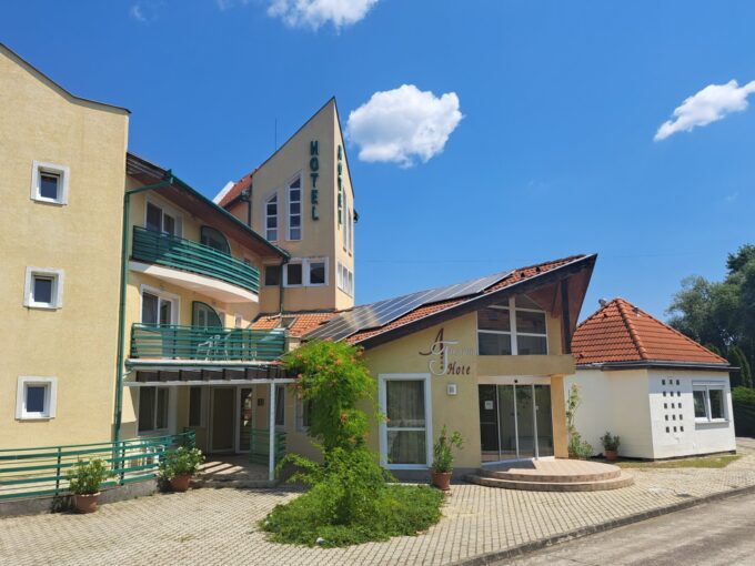 (AAA) 3* Wellness-Hotel in bekanntem westungarischem Thermalbad